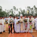 Giáo xứ Hội Yên: Thánh lễ đặt viên đá đầu tiên và ban bí tích khai tâm cho 4 tân tòng tại giáo họ Yên Sơn