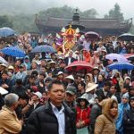 “Tháng Giêng là tháng ăn chơi”