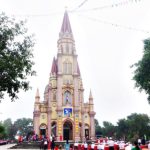 Thánh lễ cao điểm tuần chầu lượt giáo xứ Sơn Trang: 105 em lãnh nhận Bí tích Thêm sức