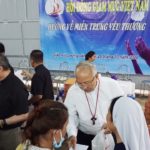 Đại diện Hội đồng Giám mục Việt Nam thăm vùng lũ lụt