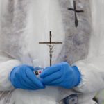 Ủy Ban Phụng Tự: Về cử hành Bí Tích Xức Dầu Bệnh Nhân và Nghi Thức An Táng trong hoàn cảnh dịch bệnh