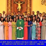 Huynh Trưởng Nghĩa Sinh chúc mừng lễ Bổn mạng Ca đoàn Cecilia nhân dịp kỷ niệm 35 năm thành lập ca đoàn tại Cộng đoàn Công giáo Mân Côi Chicago